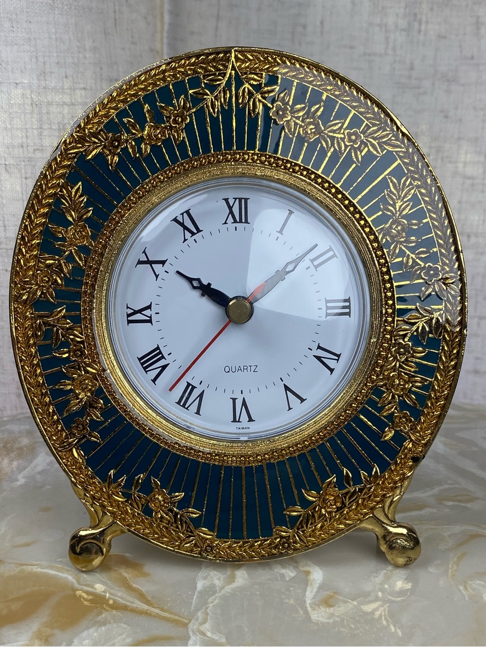 Vintage 80s Brass Emerald Enamel Table Easel Clock Hollywood Regency